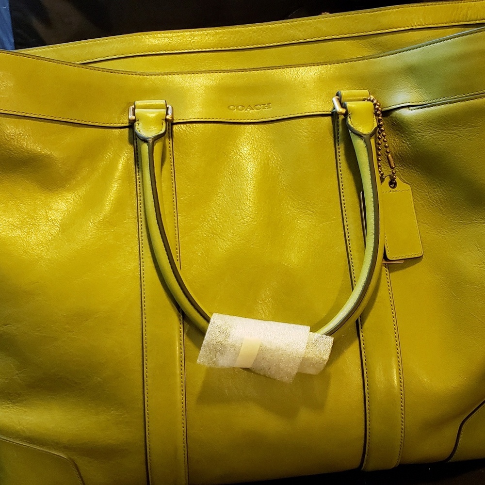 COACH Weekend Tote!